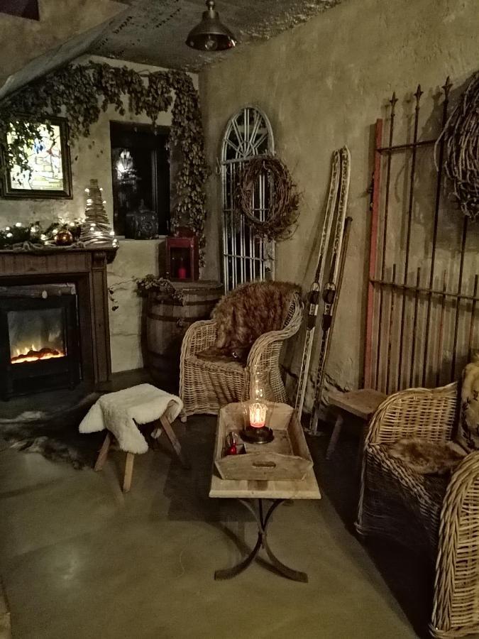 Le Hangar Des Voyageurs Petit-Halleux Εξωτερικό φωτογραφία
